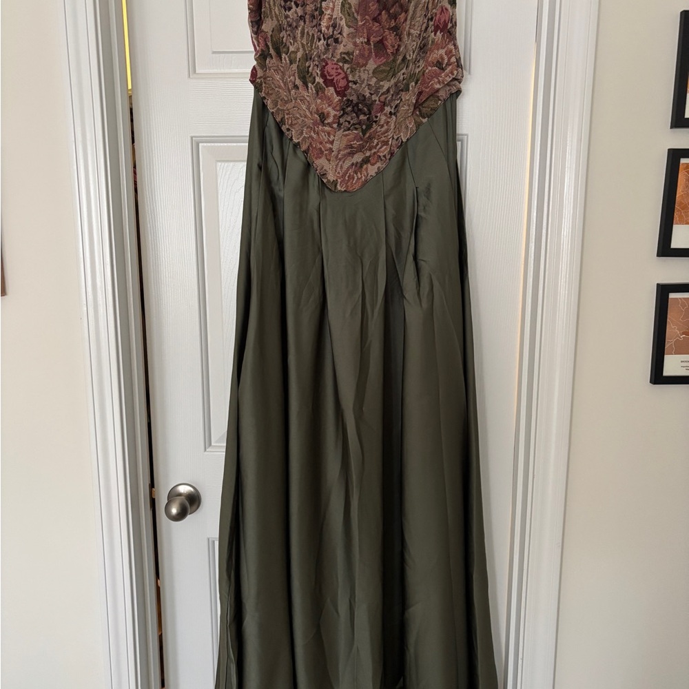 JJs House NWT Olive Green Floral Renaissance Dress